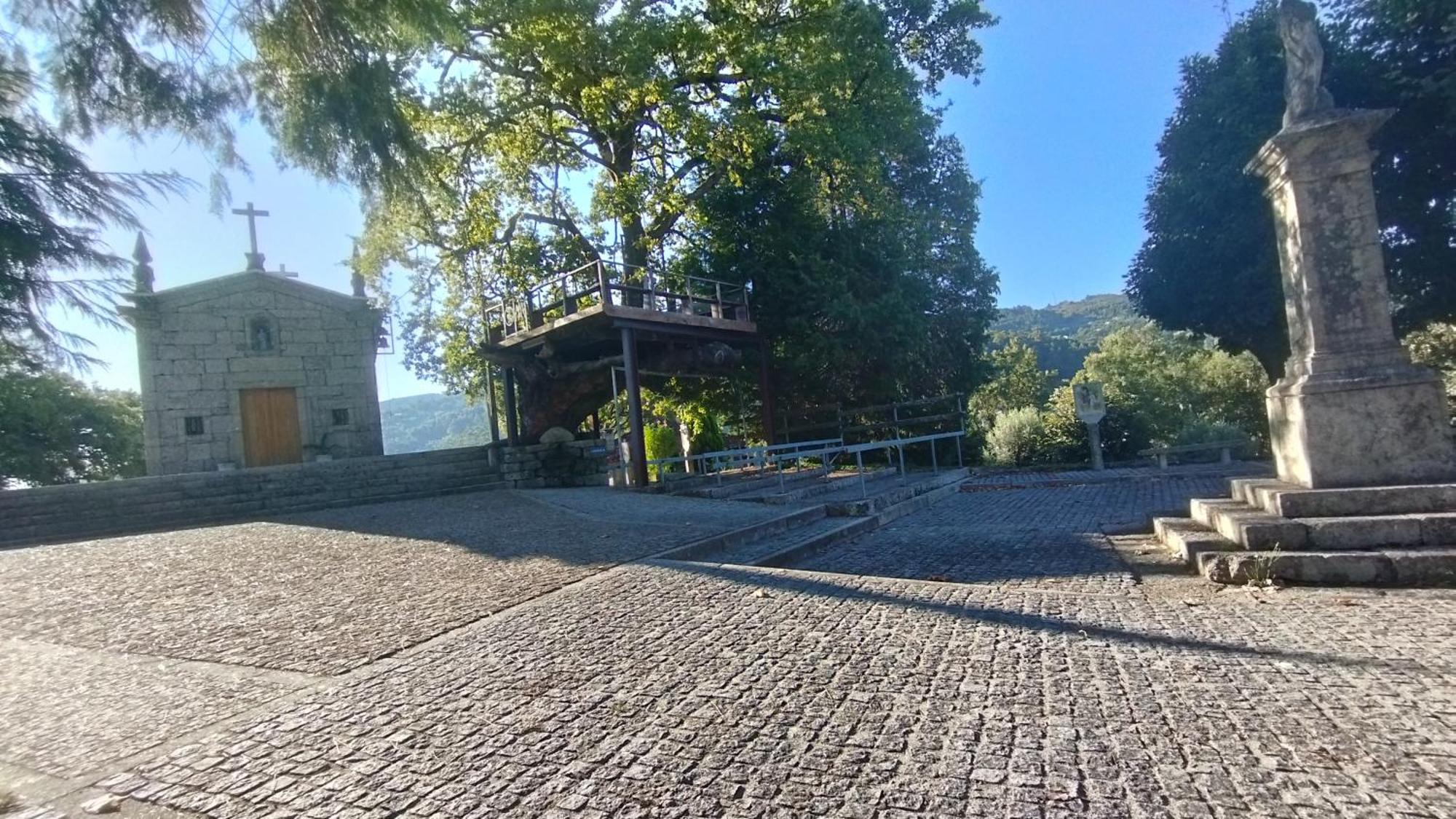 Alojamento de Crasto - Gerês Exterior foto